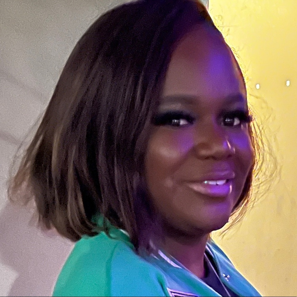 Meet your Posher, Shawntavia